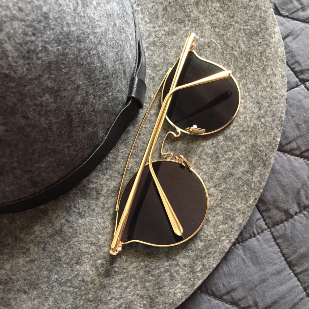 •HP•Beach Bum Mirrored Sunnies - Picture 2 of 4